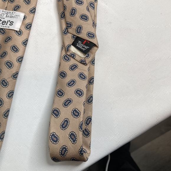 Vintage Robert Talbott Beige Paisley Tie Retro‎ Preppy Old Money Traditional - Picture 7 of 7